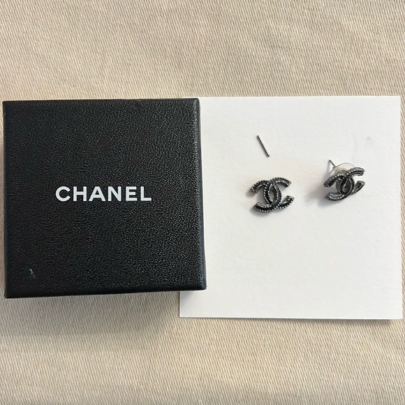 CHANEL Jewelry - Chanel Black Metal Fashion Earrings